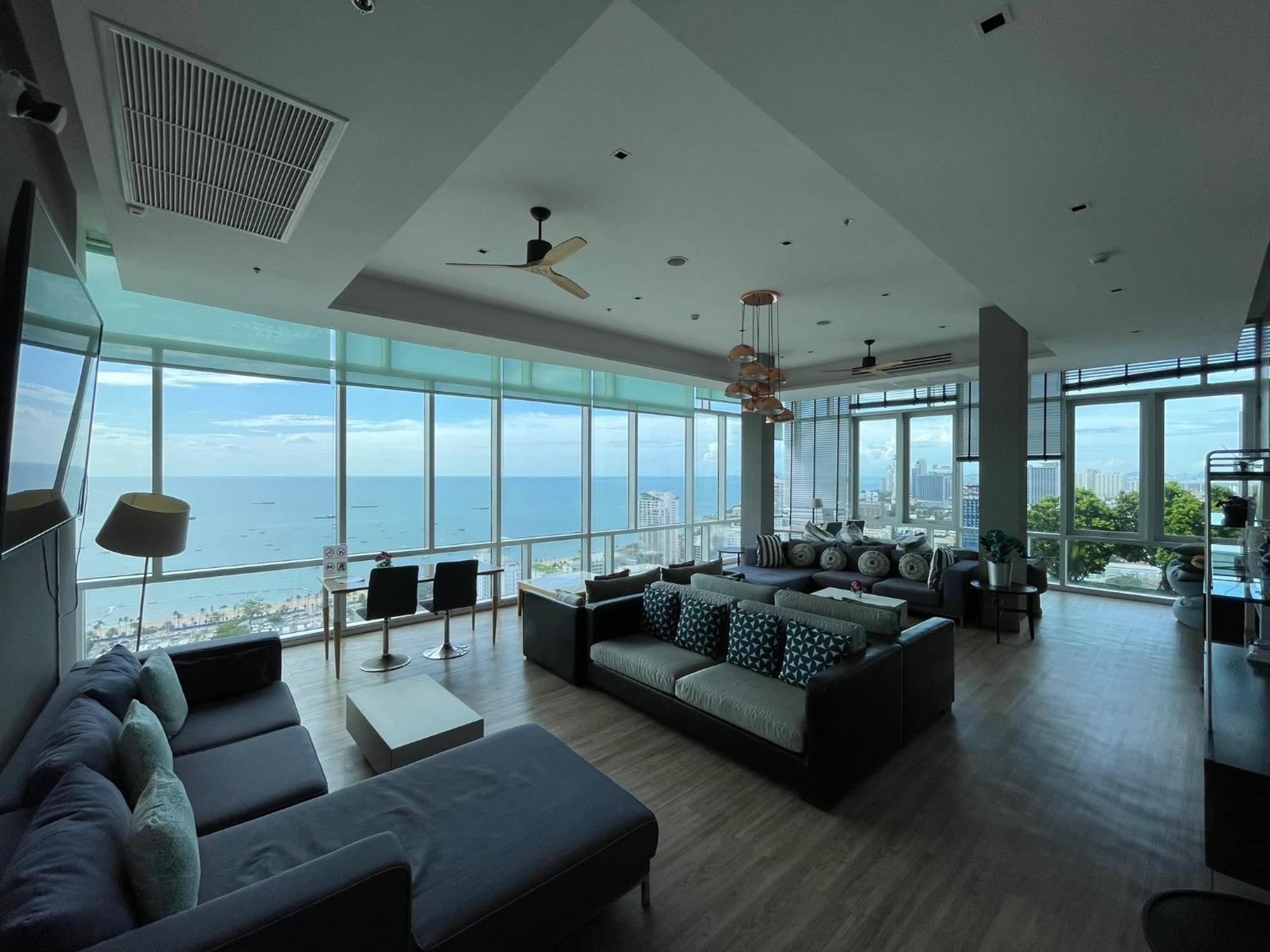 Near & Soi6 - Amazing View Apartment *