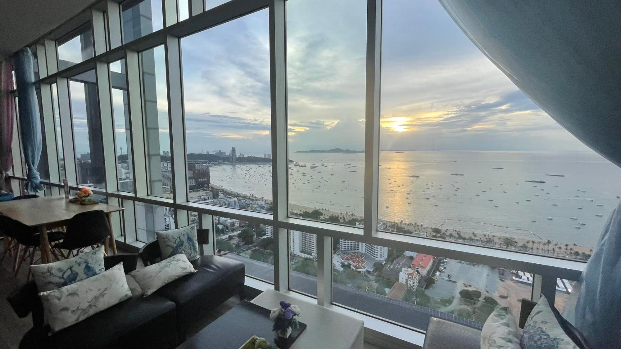Near & Soi6 - Amazing View *