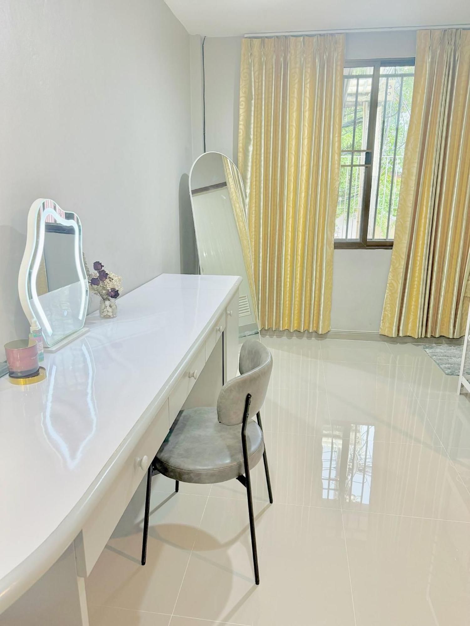 Sun And Moon House Villa Pattaya