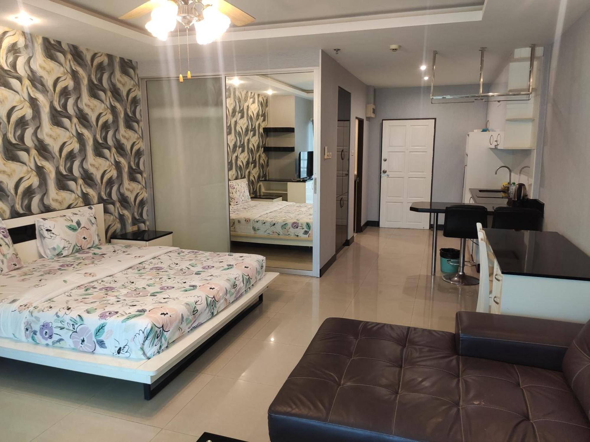 Apartment View Talay 6 By Anatolia Pattaya