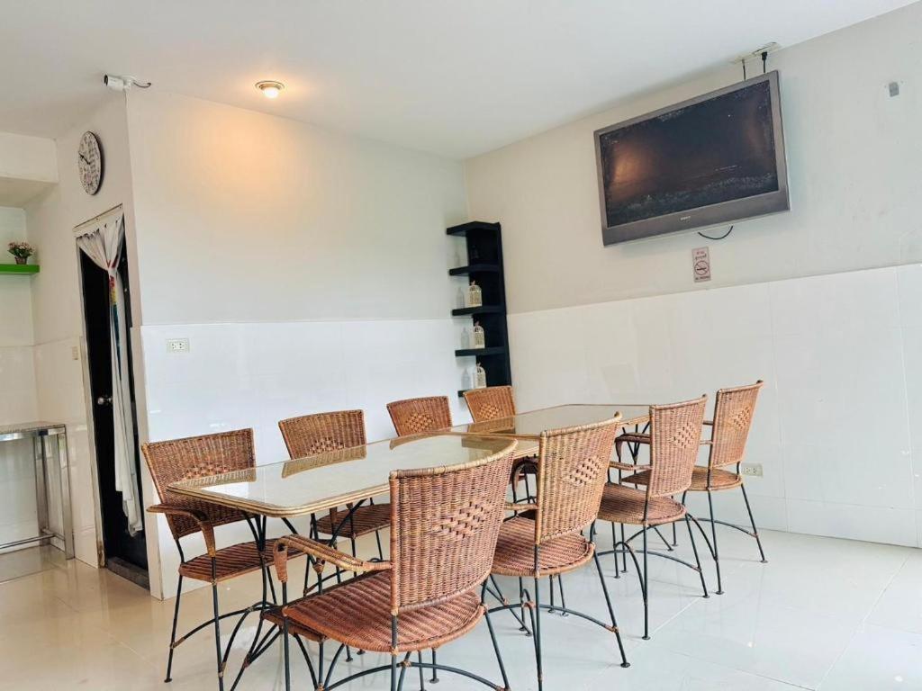 Hotel Baan Bangsare Resotel Chonburi 5*