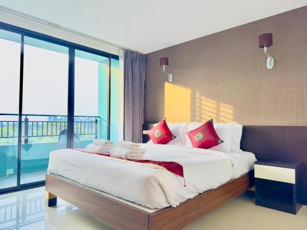 Hotel Baan Bangsare Resotel Chonburi