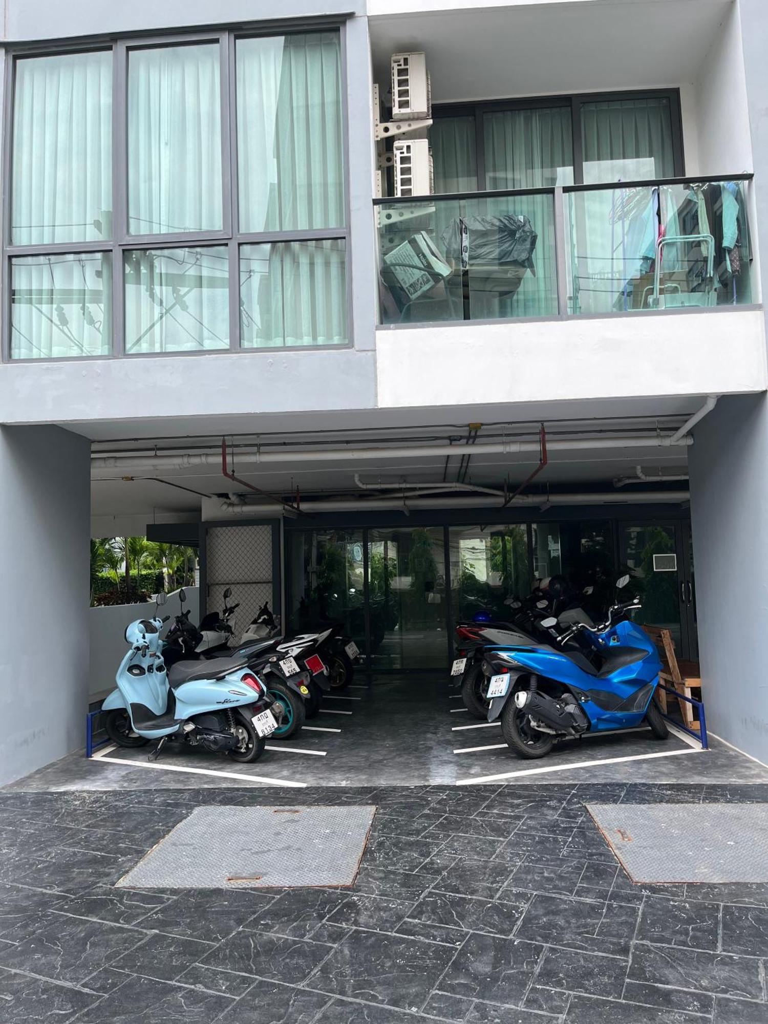 The Juwel By Amon Phra Tamnak Apartment Pattaya