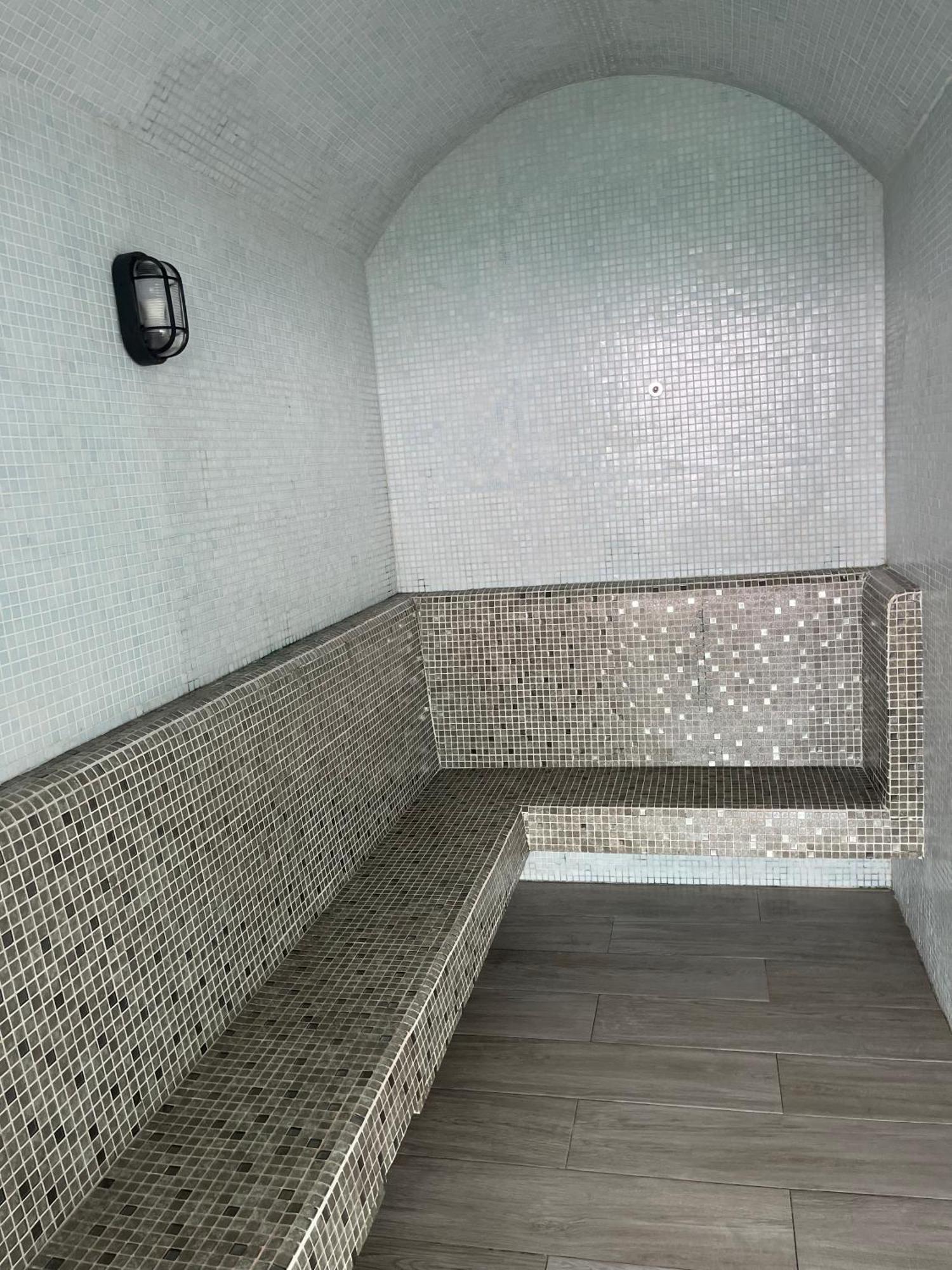 The Juwel By Amon Phra Tamnak Apartment Pattaya