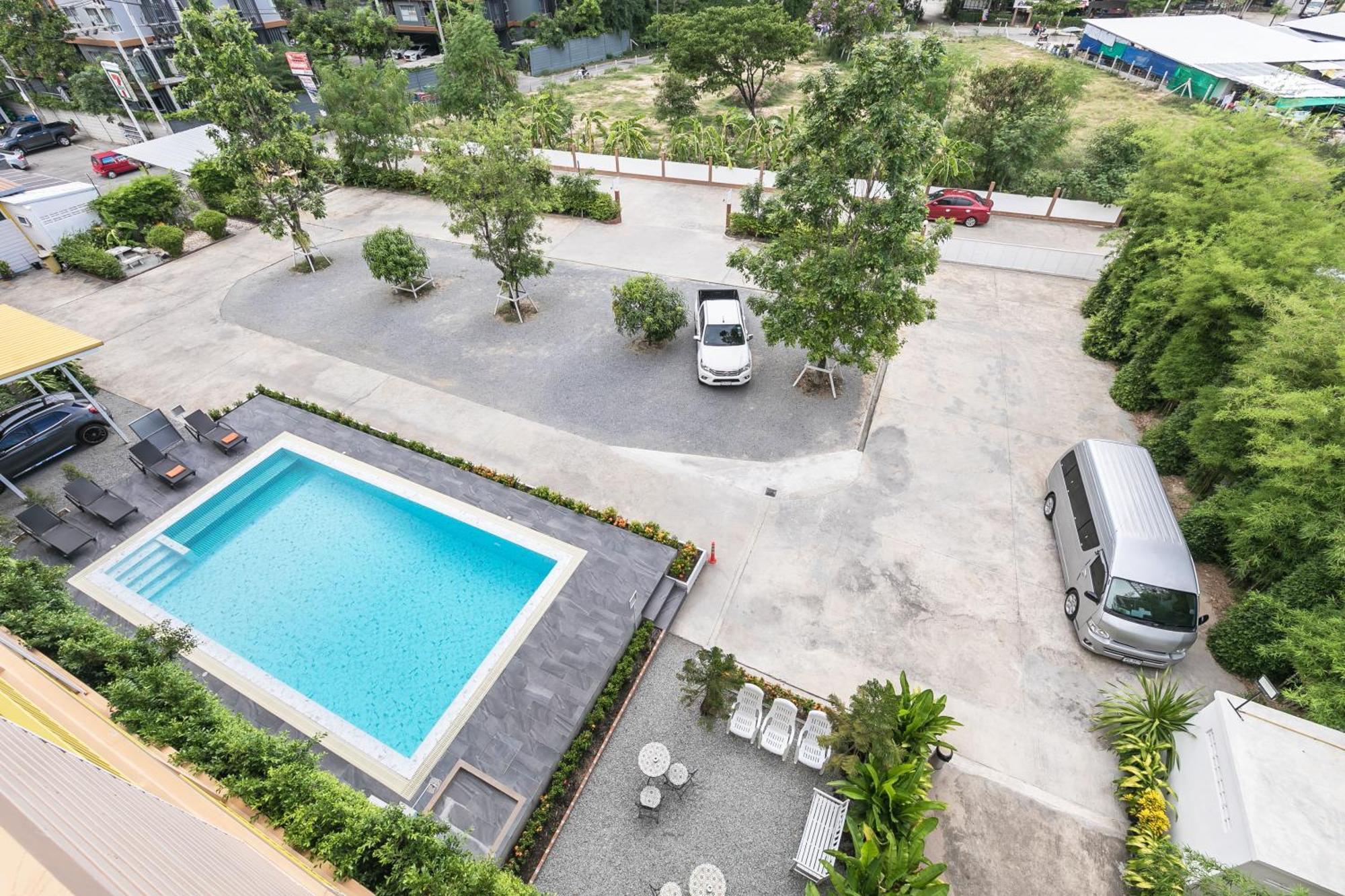 T Sleep Place Hotel