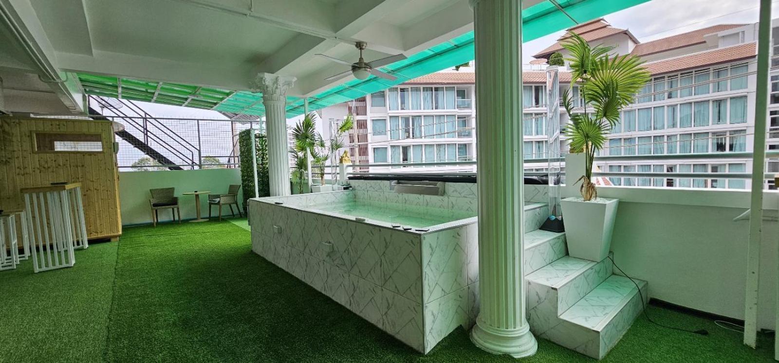 Aparthotel Xcess *