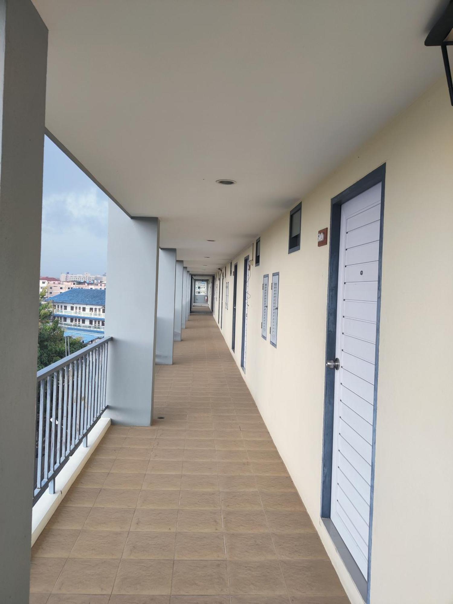 Peaceful 300 Sq Ft With 2 Balcony, Mountain View Pattaya