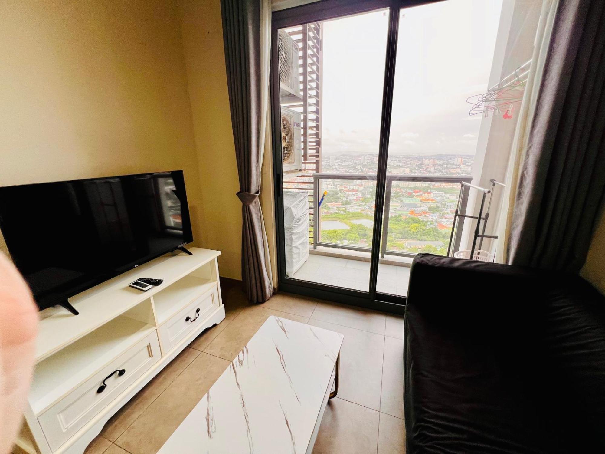 1br Walking Street Apartment