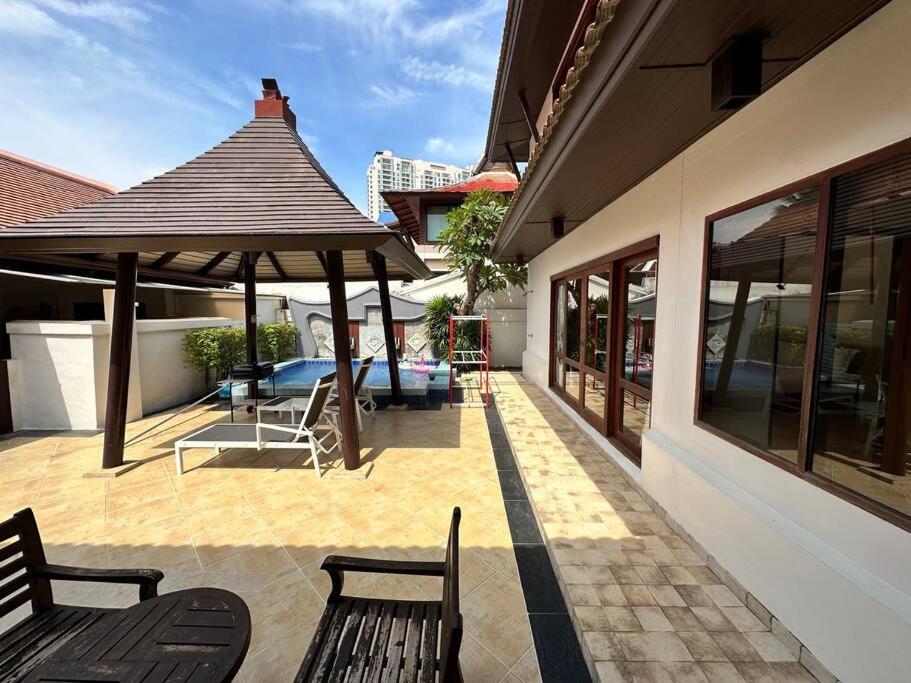 Villa Thaiba Lipool Pattaya