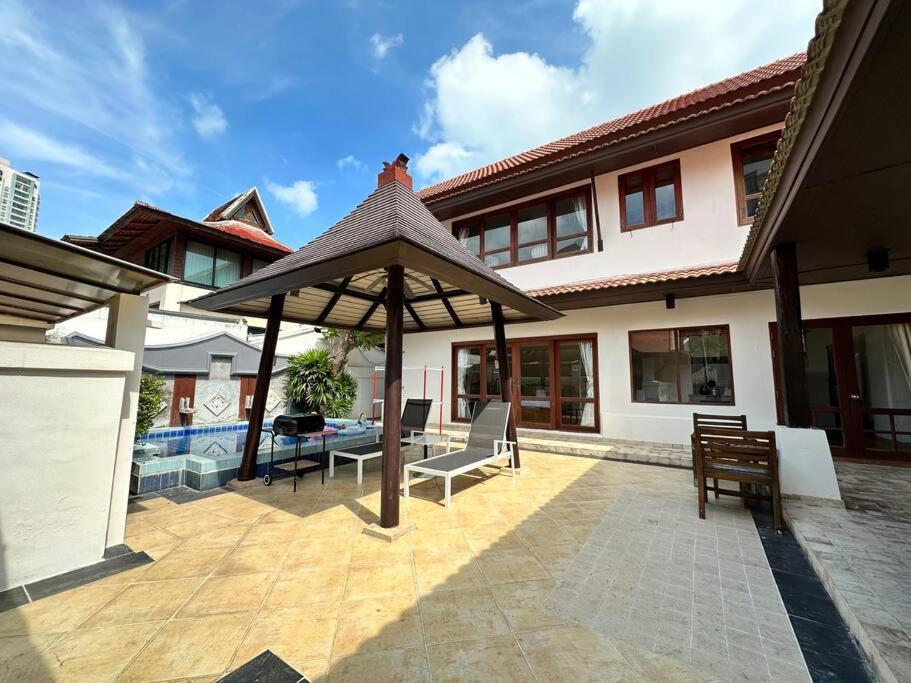 Villa Thaiba Lipool Pattaya