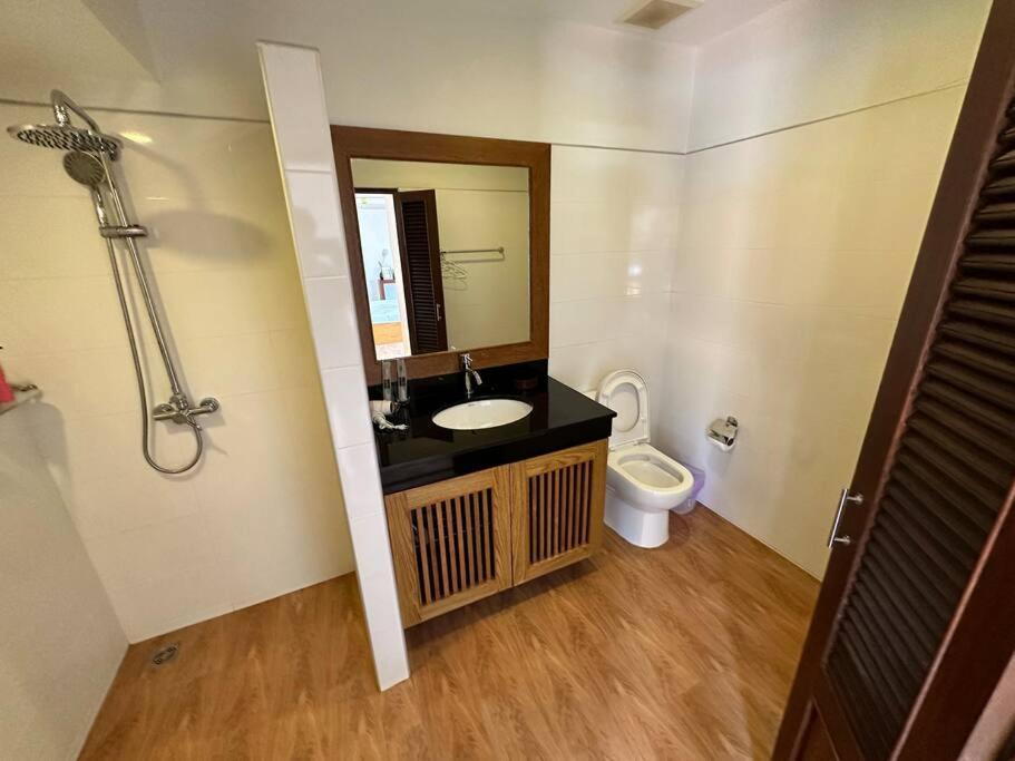 Thaiba Lipool Villa
