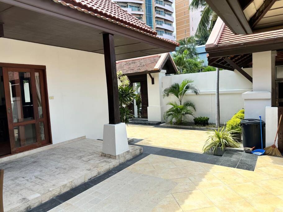 Villa Thaiba Lipool Pattaya