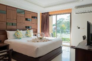 March Hotel 3*