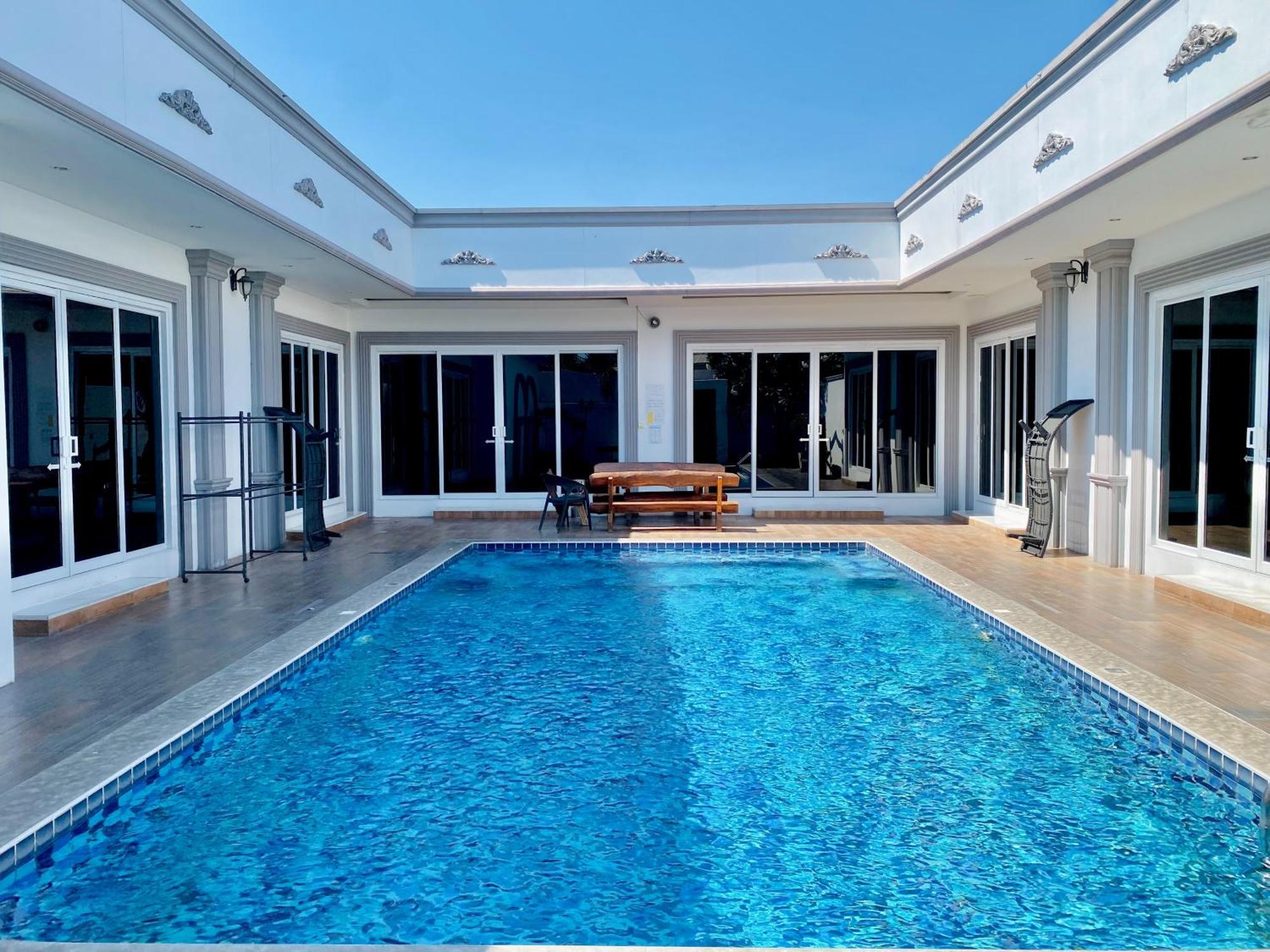 Davinci Pool Holiday home