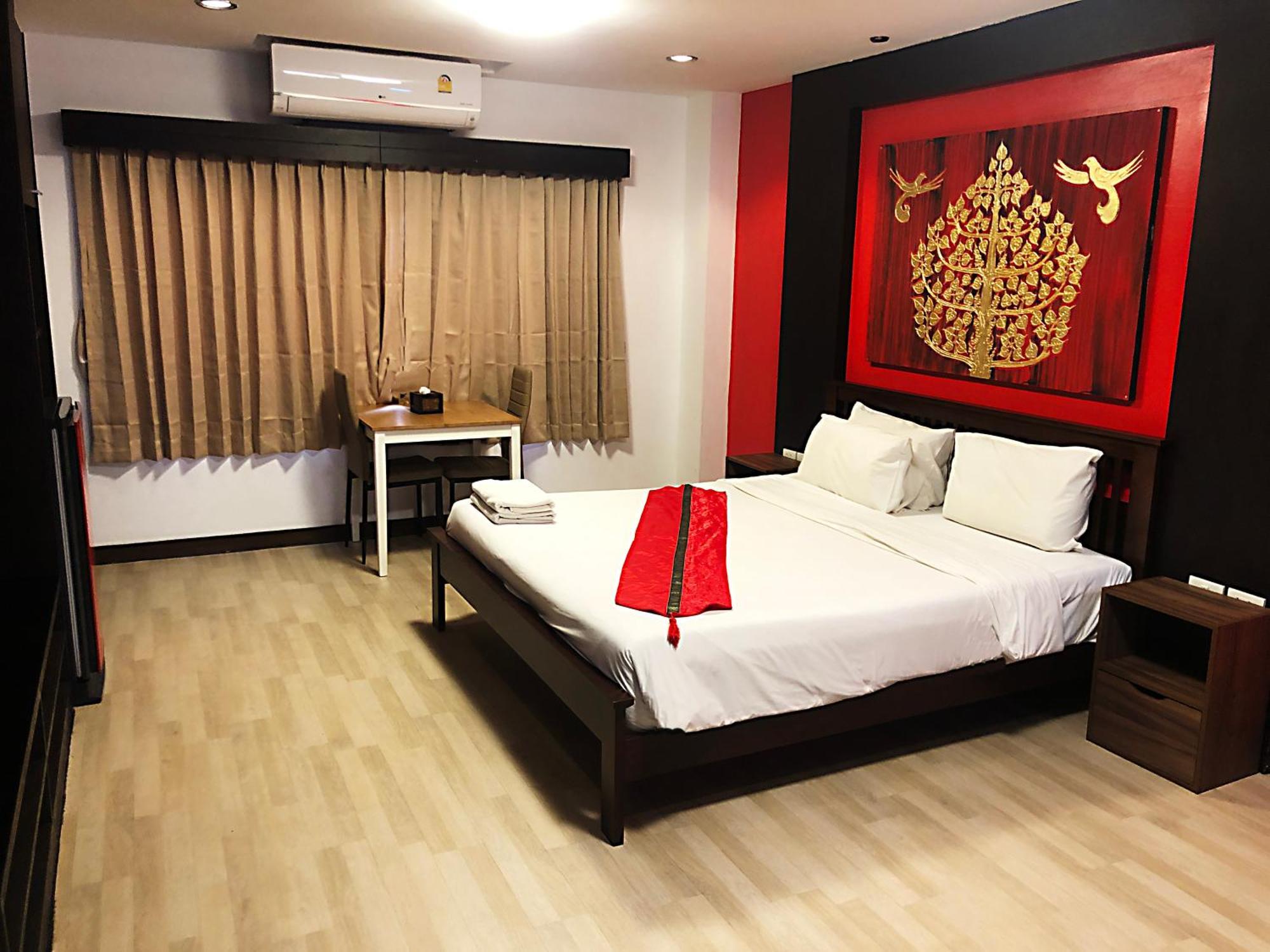 Zip & Restaurant Hotel