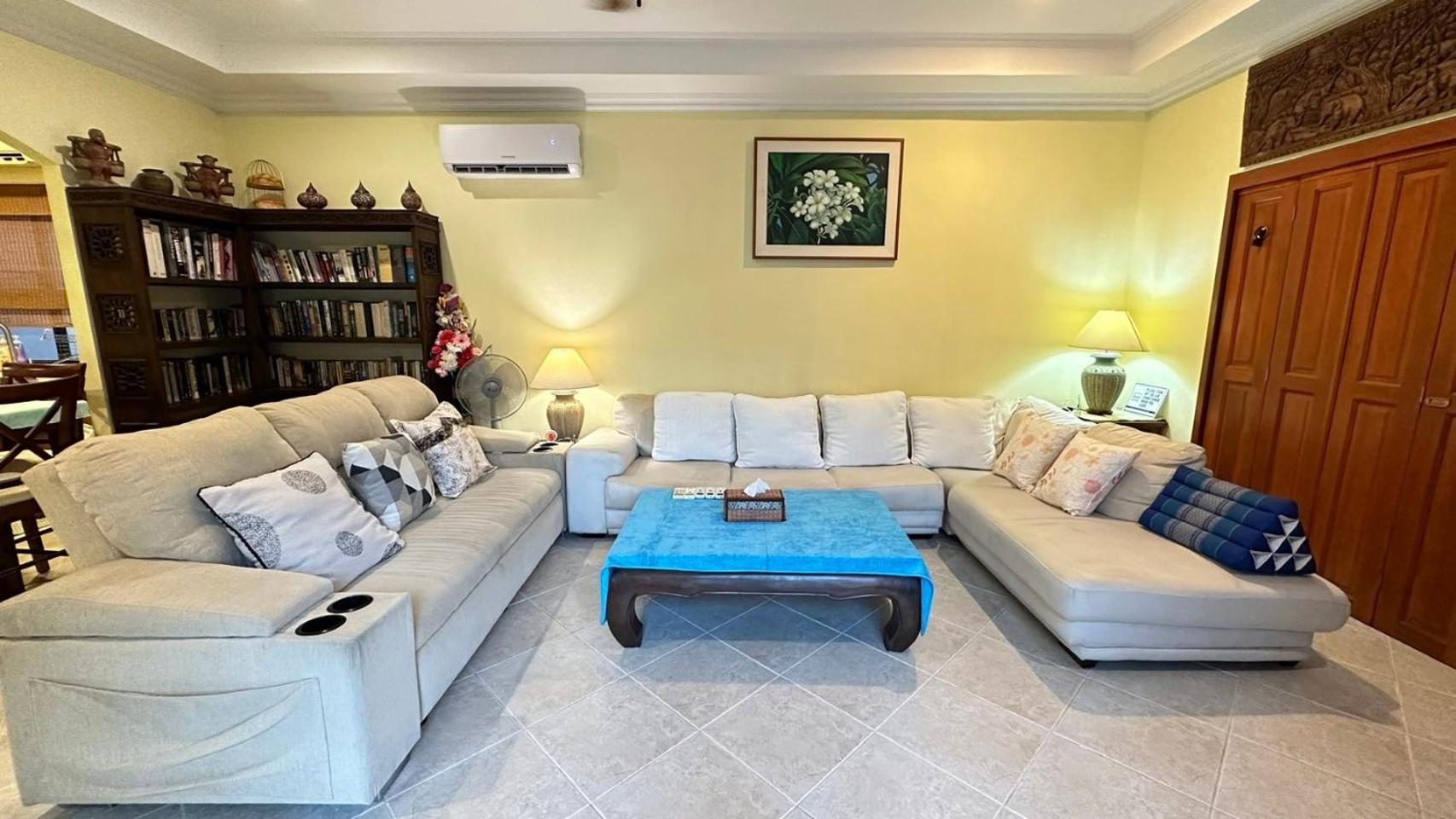 Luxury 205sqm Pool In Location 5min To & Walking Street *
