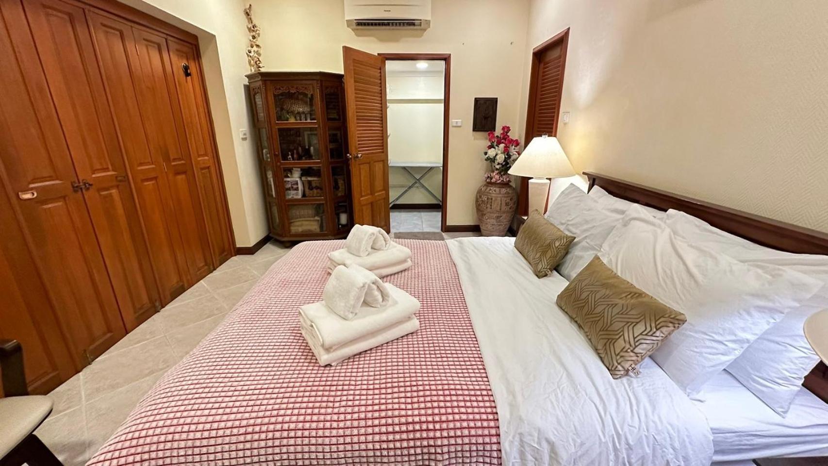 Luxury 205sqm Pool In Location 5min To & Walking Street