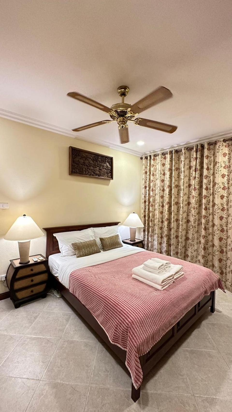 Luxury 205sqm Pool In Location 5min To & Walking Street *