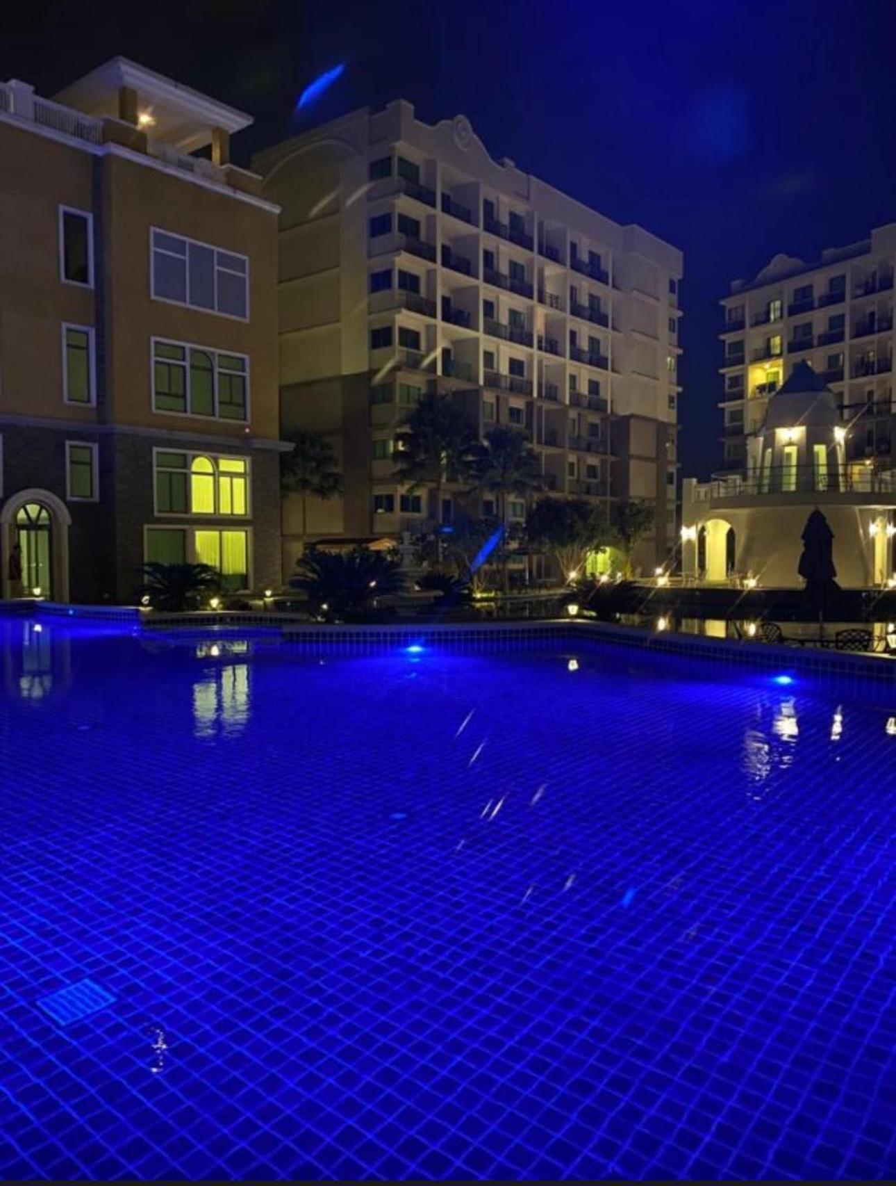 Arcadia Continental * Pattaya