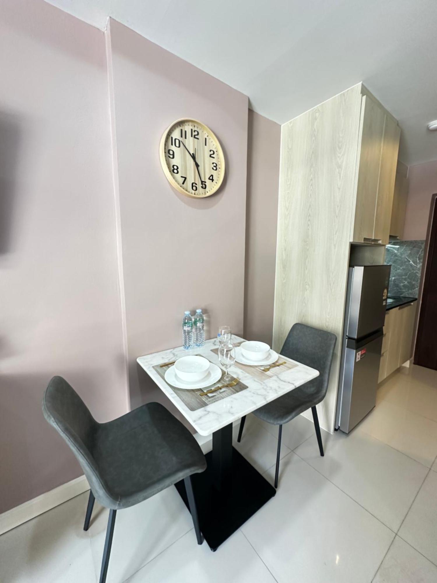 Apartment New Nordic Marcus Vip-5 - Spacious Near The Sea In The Area Of Phra Tam Nak Hill Pattaya