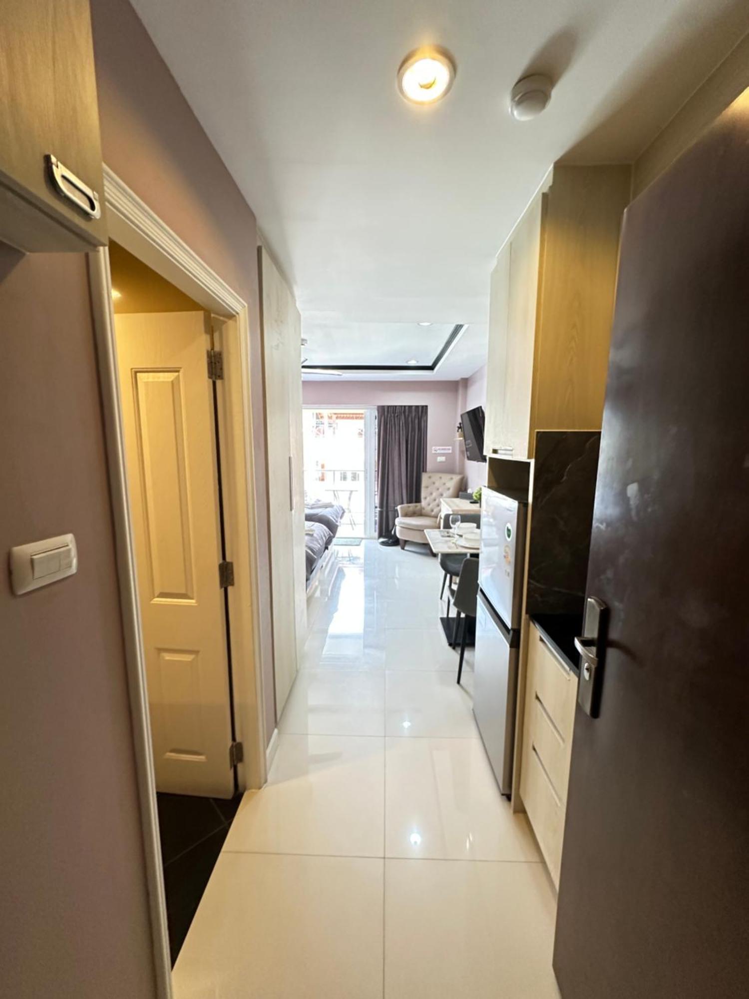 Apartment New Nordic Marcus Vip-5 - Spacious Near The Sea In The Area Of Phra Tam Nak Hill Pattaya