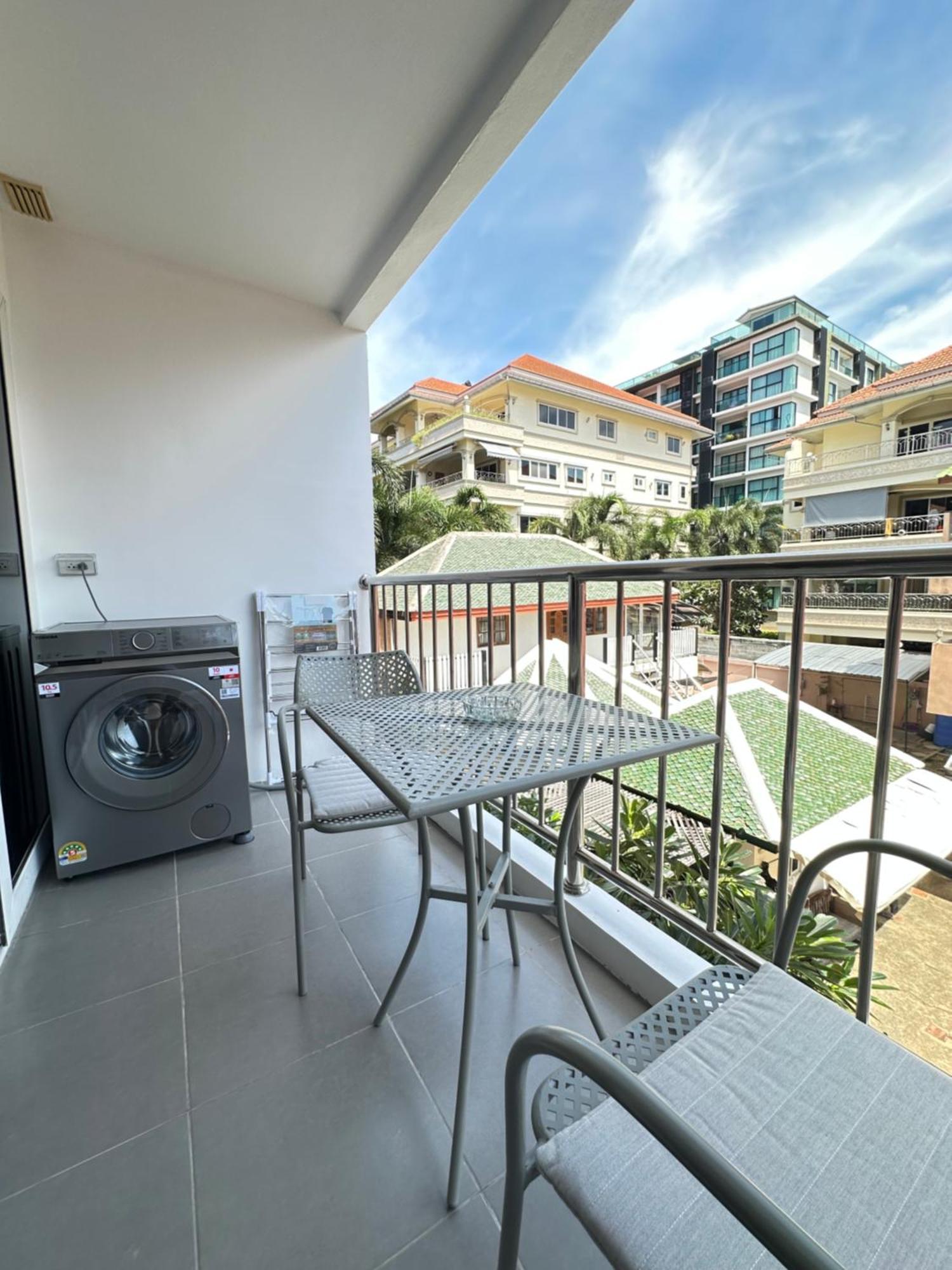 New Nordic Marcus Vip-5 - Spacious Near The Sea In The Area Of Phra Tam Nak Hill Apartment Pattaya