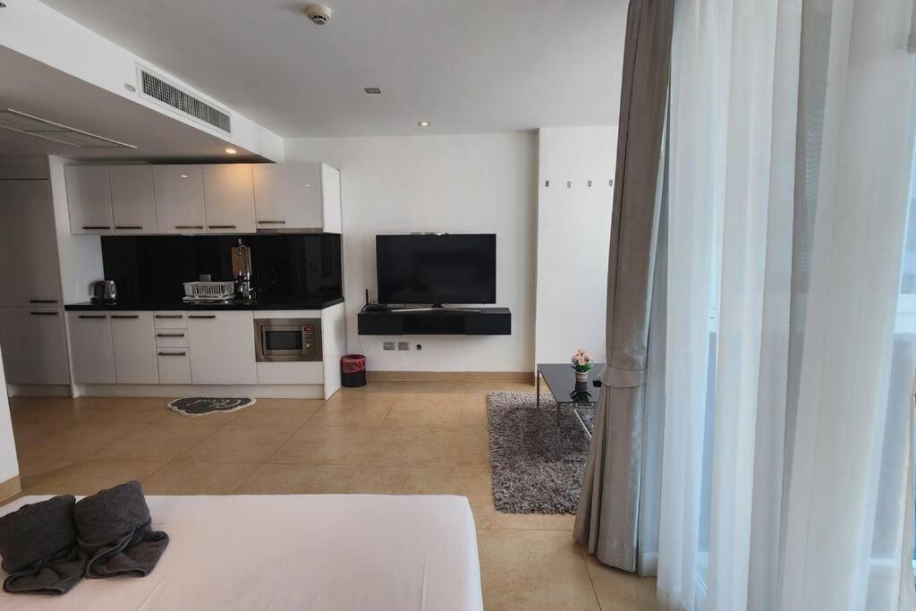 Centara Avenue Residences B65 * Pattaya