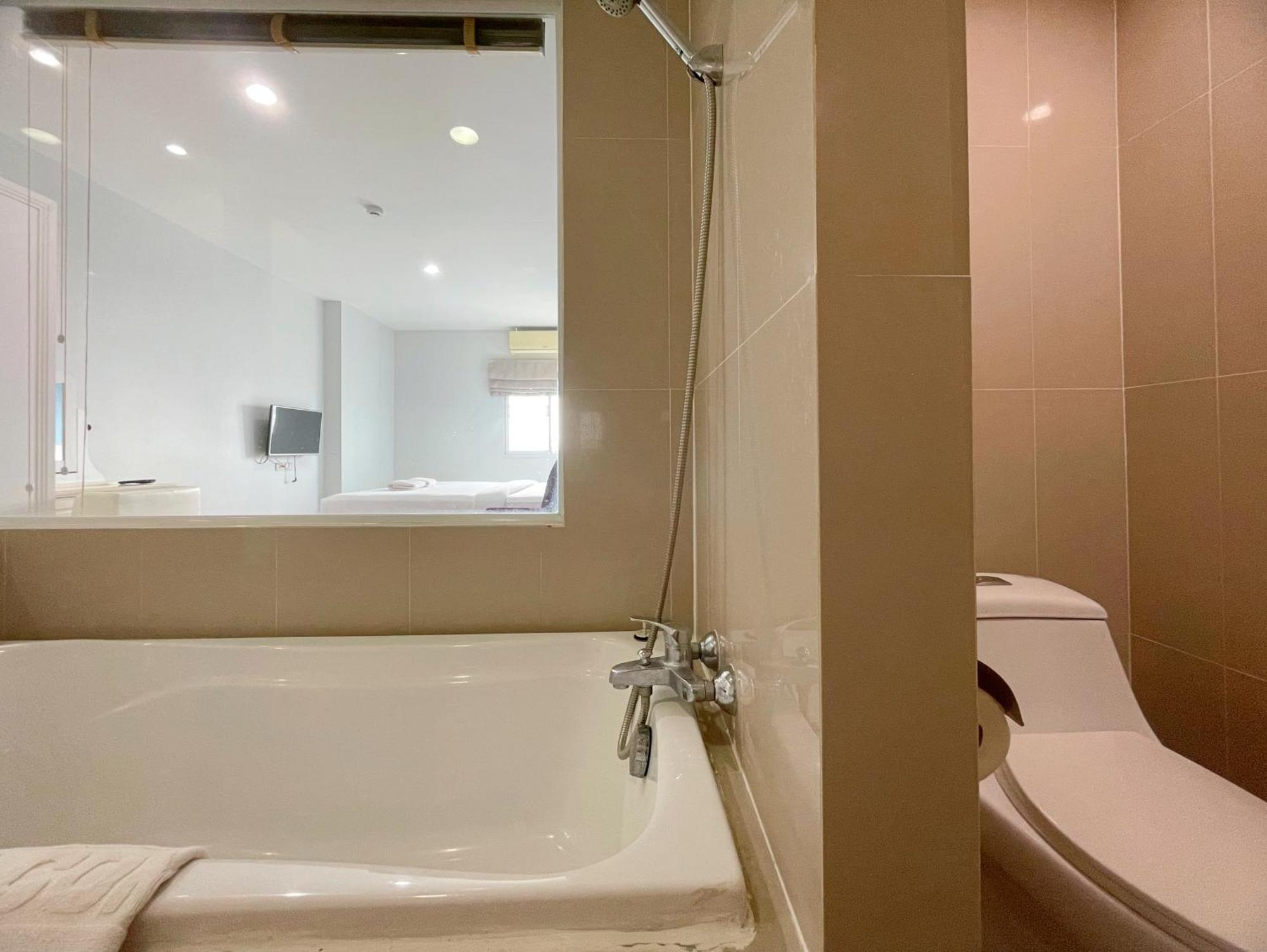 Baan By Sabai Hotel 3*