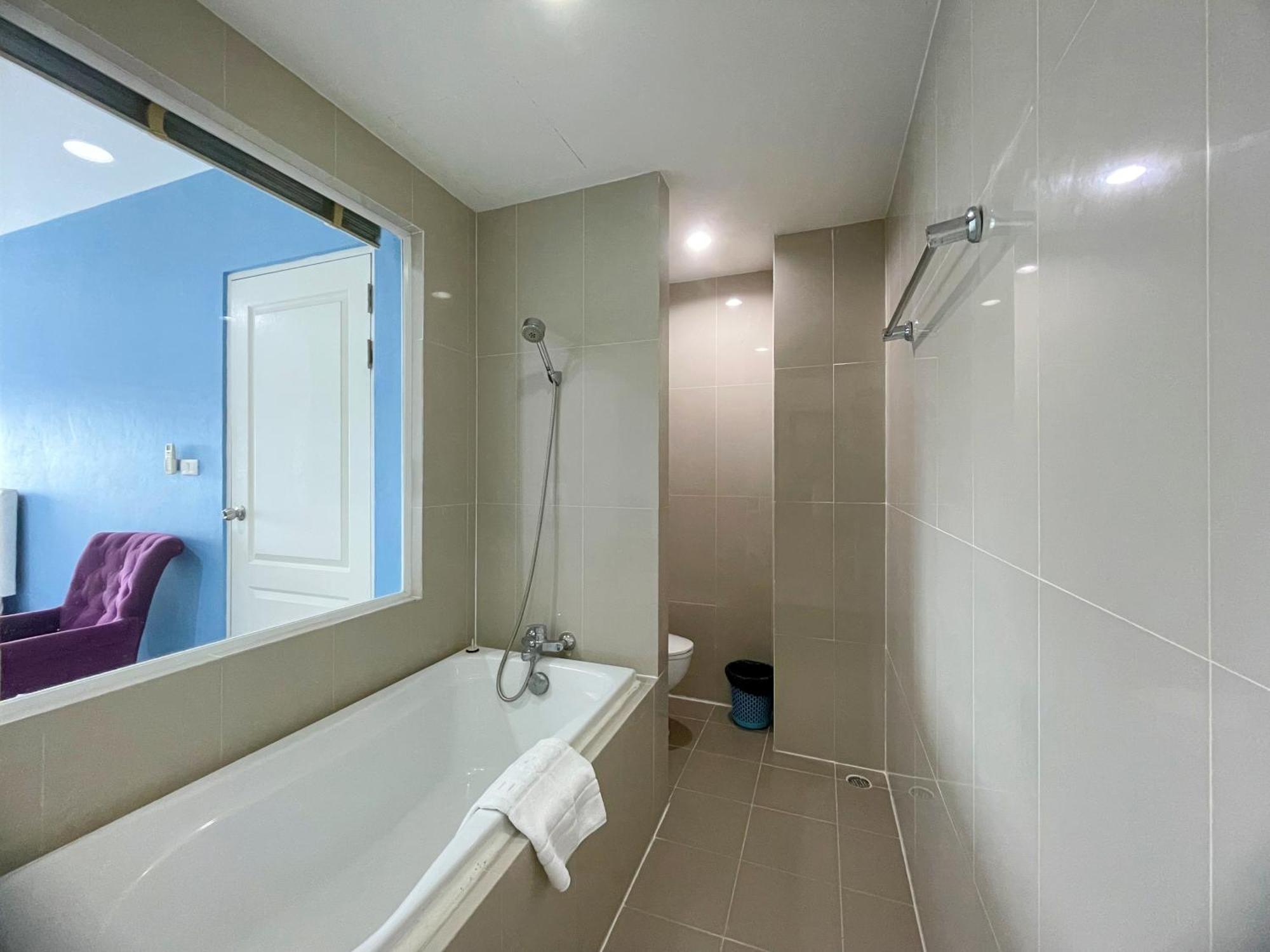 Baan By Sabai Hotel 3*