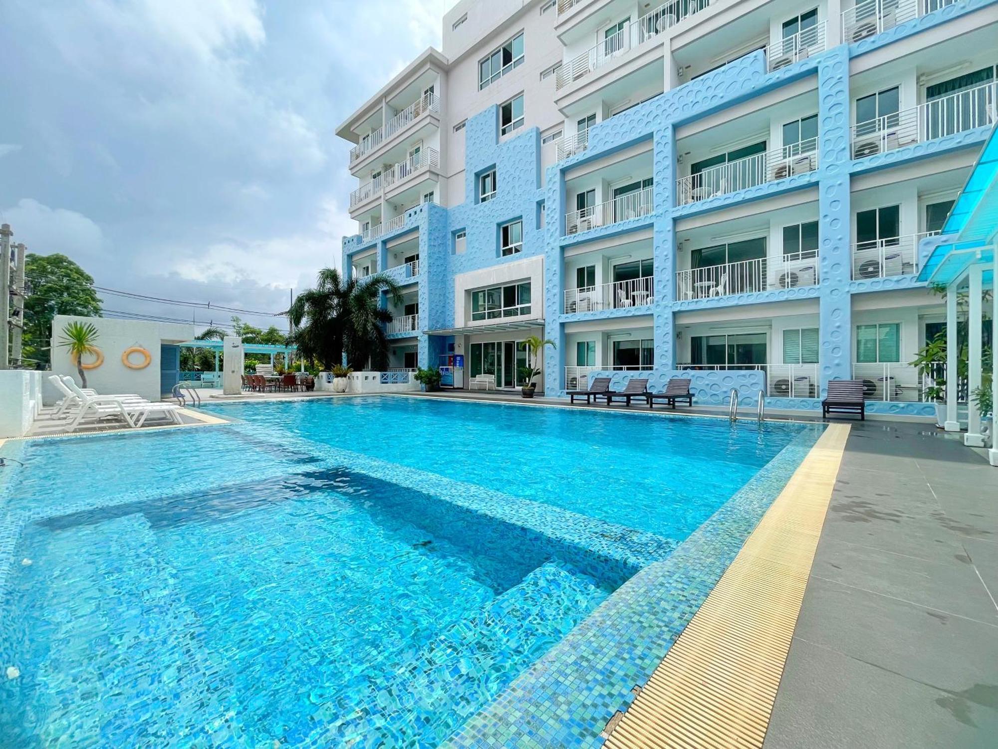 Baan By Sabai Hotel 3*