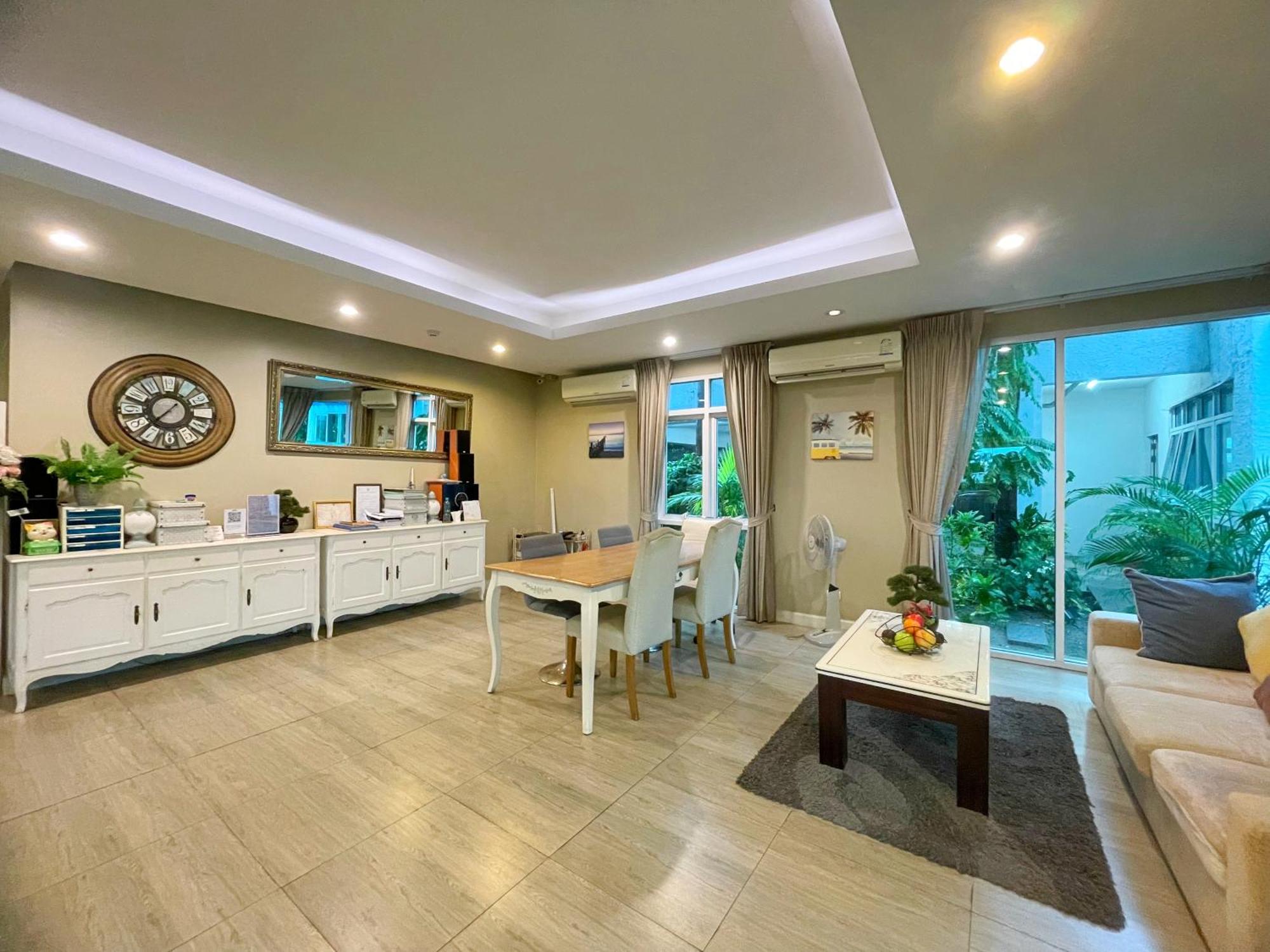 Baan By Sabai 3*
