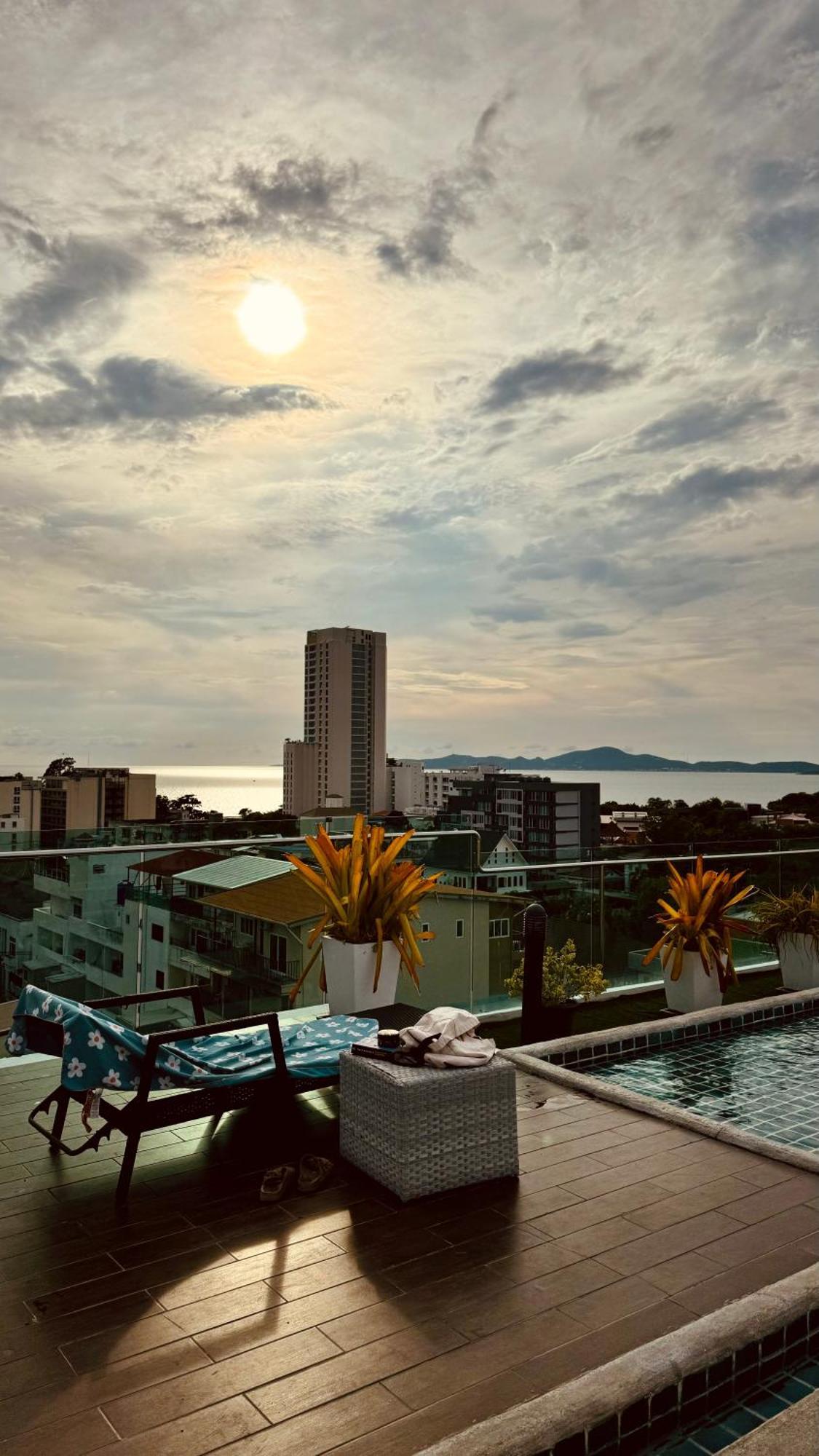 Laguna Bay 1 By Max * Pattaya