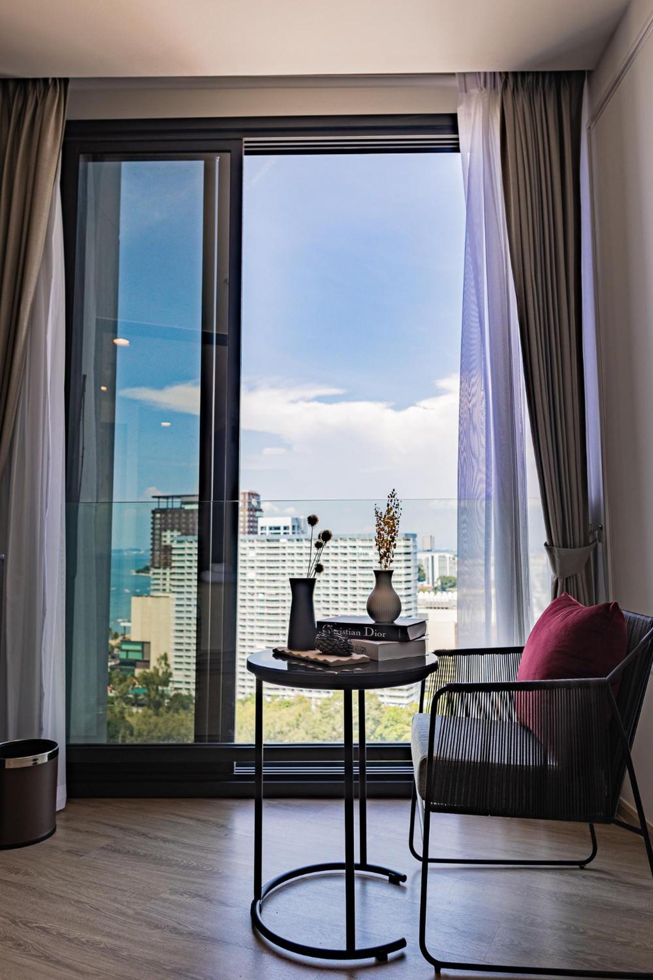 Luxury Edge Apartment *