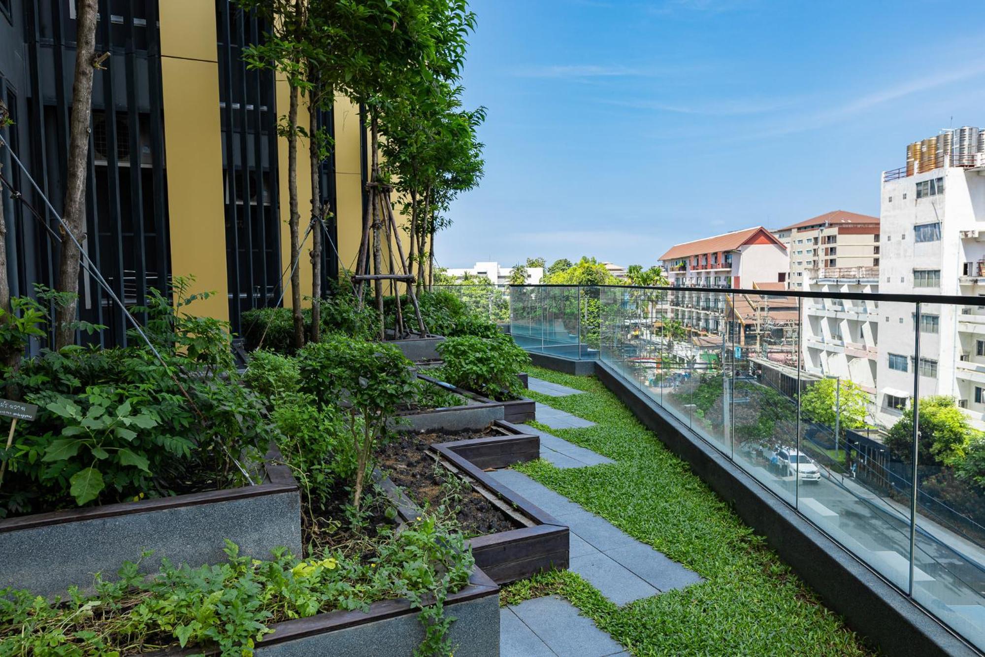 Luxury Edge * Pattaya