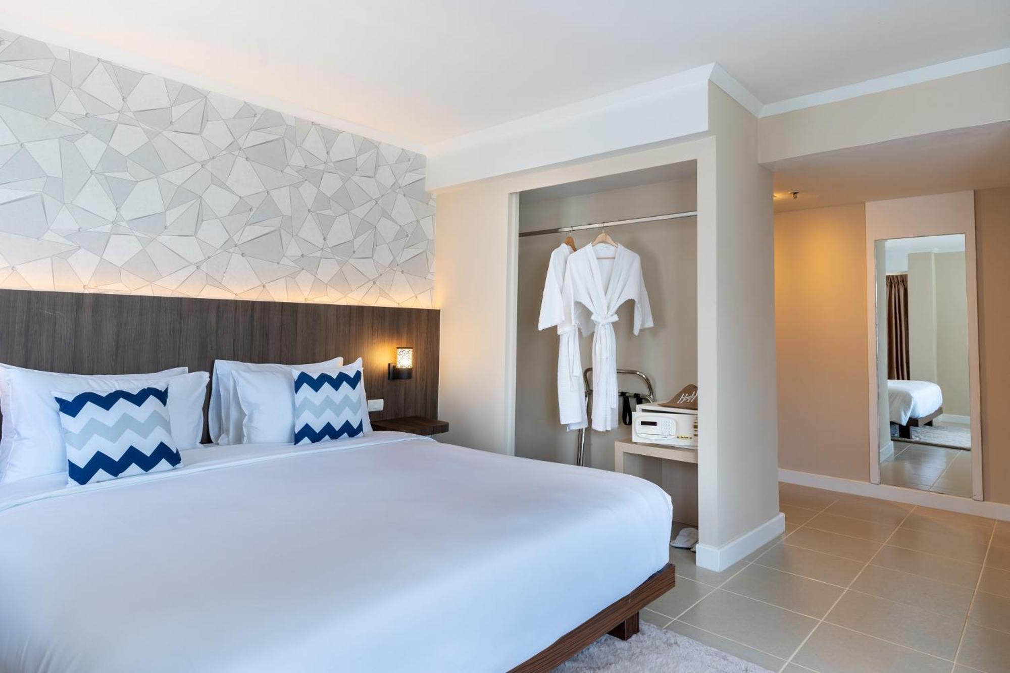 Heeton Concept By Compass Hospitality Hotel 4*