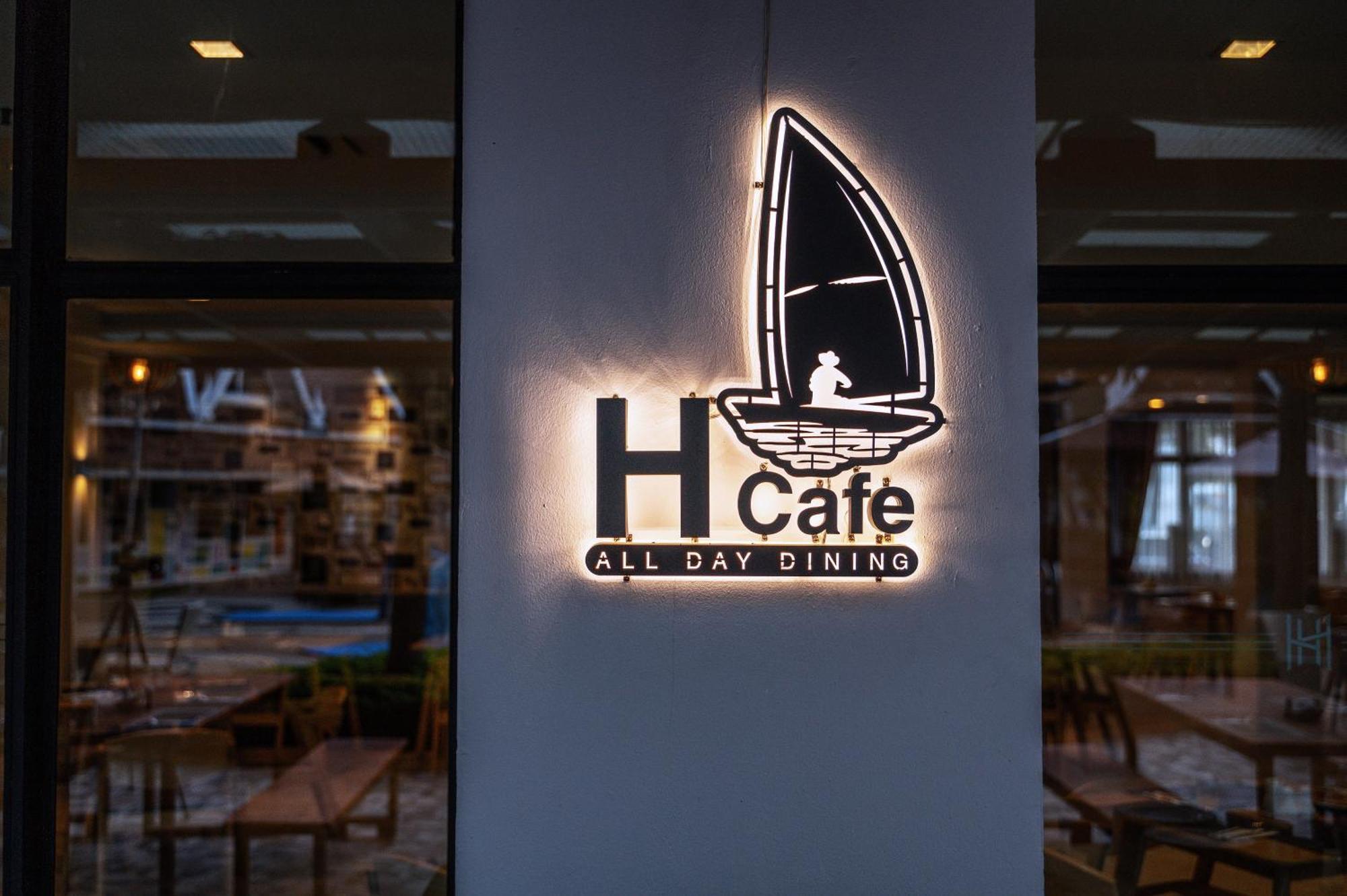 Heeton Concept By Compass Hospitality 4*