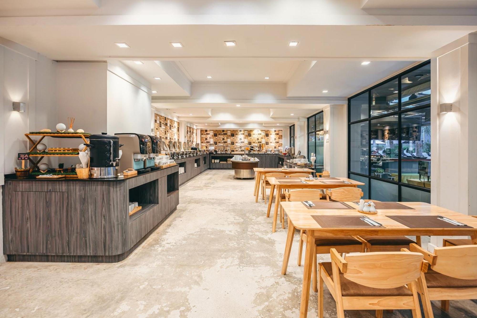 Hotel Heeton Concept By Compass Hospitality Pattaya