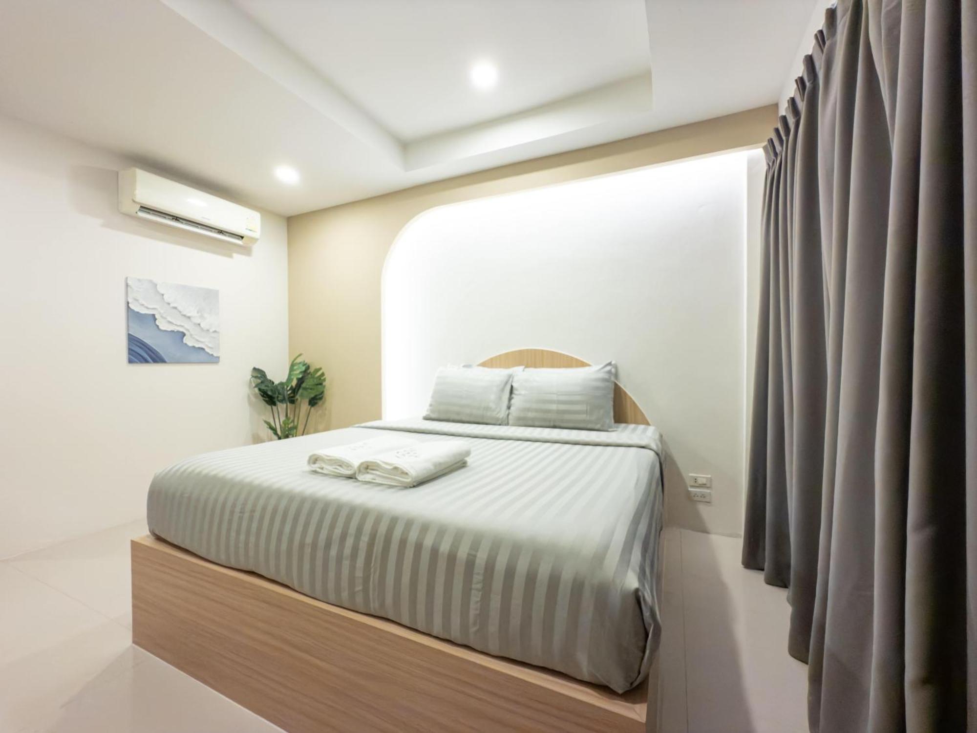 Hotel The Seathru Koh Larn 3*