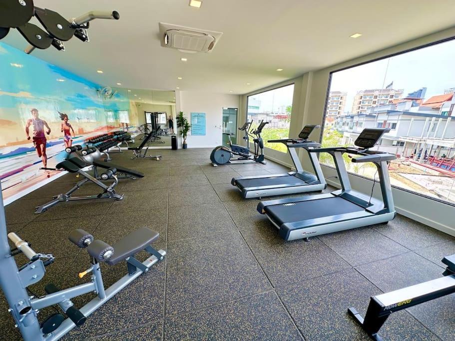 Villa Super Luxury 3 Bedroom Private Pool With Jacuzzi, Near 711, 10 Minutes To Walking Street And - Mt 7