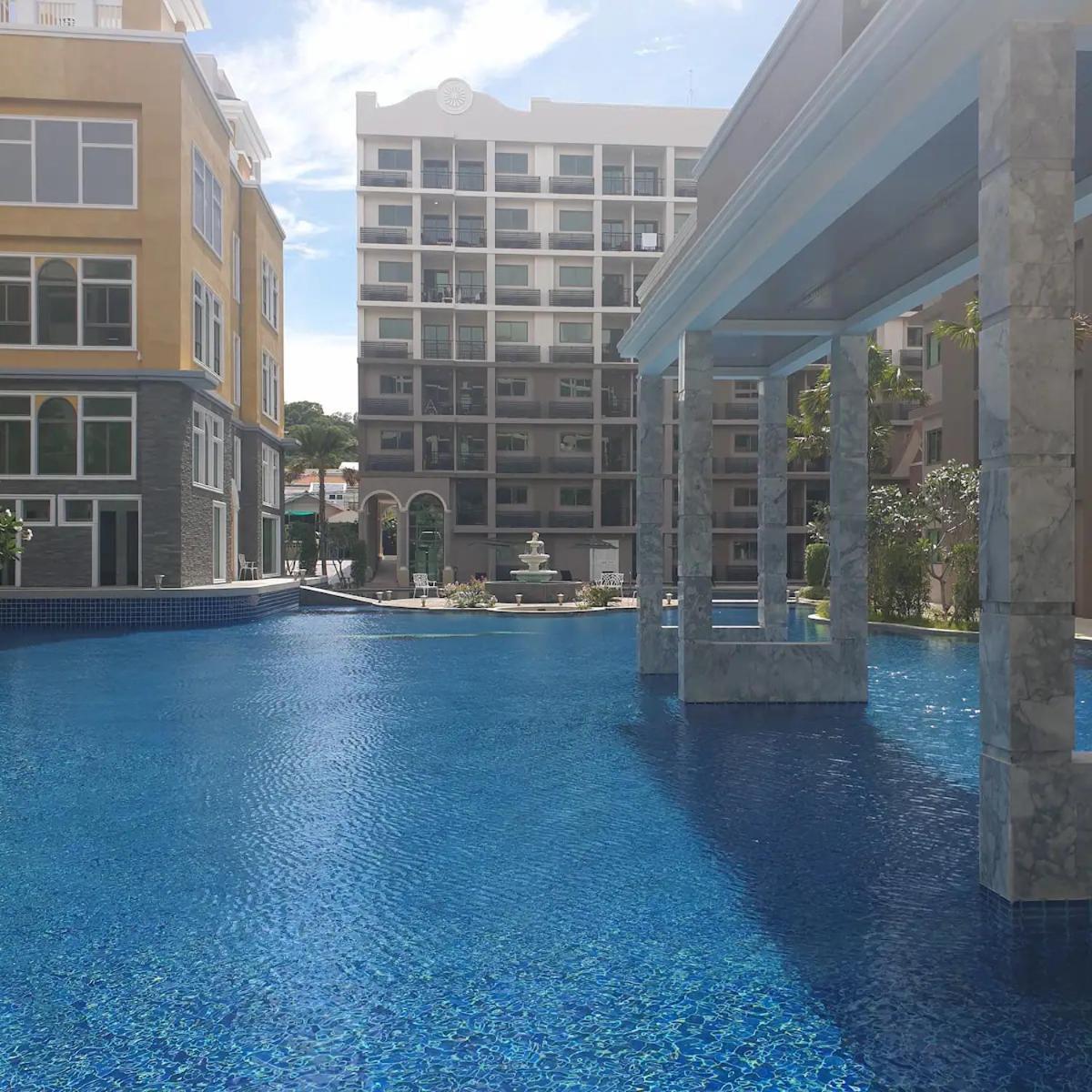 Arcadia Continental Escape Apartment
