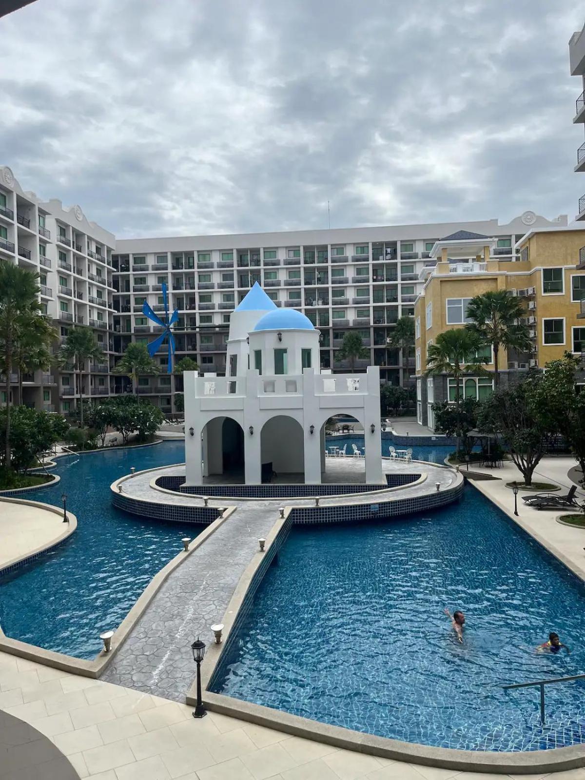 Arcadia Continental Escape * Pattaya
