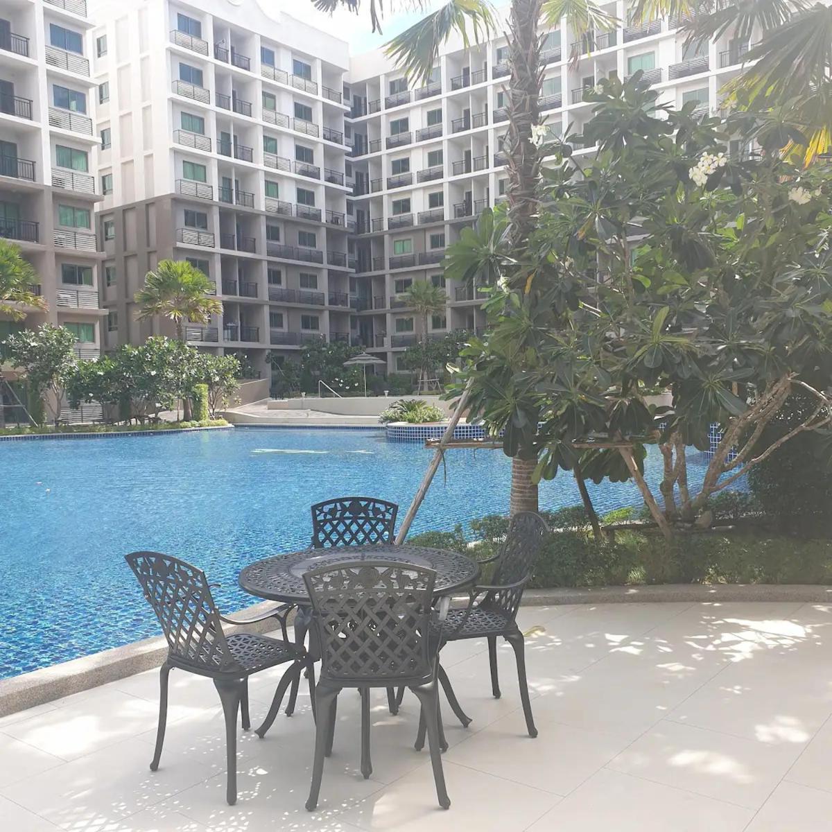 Arcadia Continental Escape * Pattaya