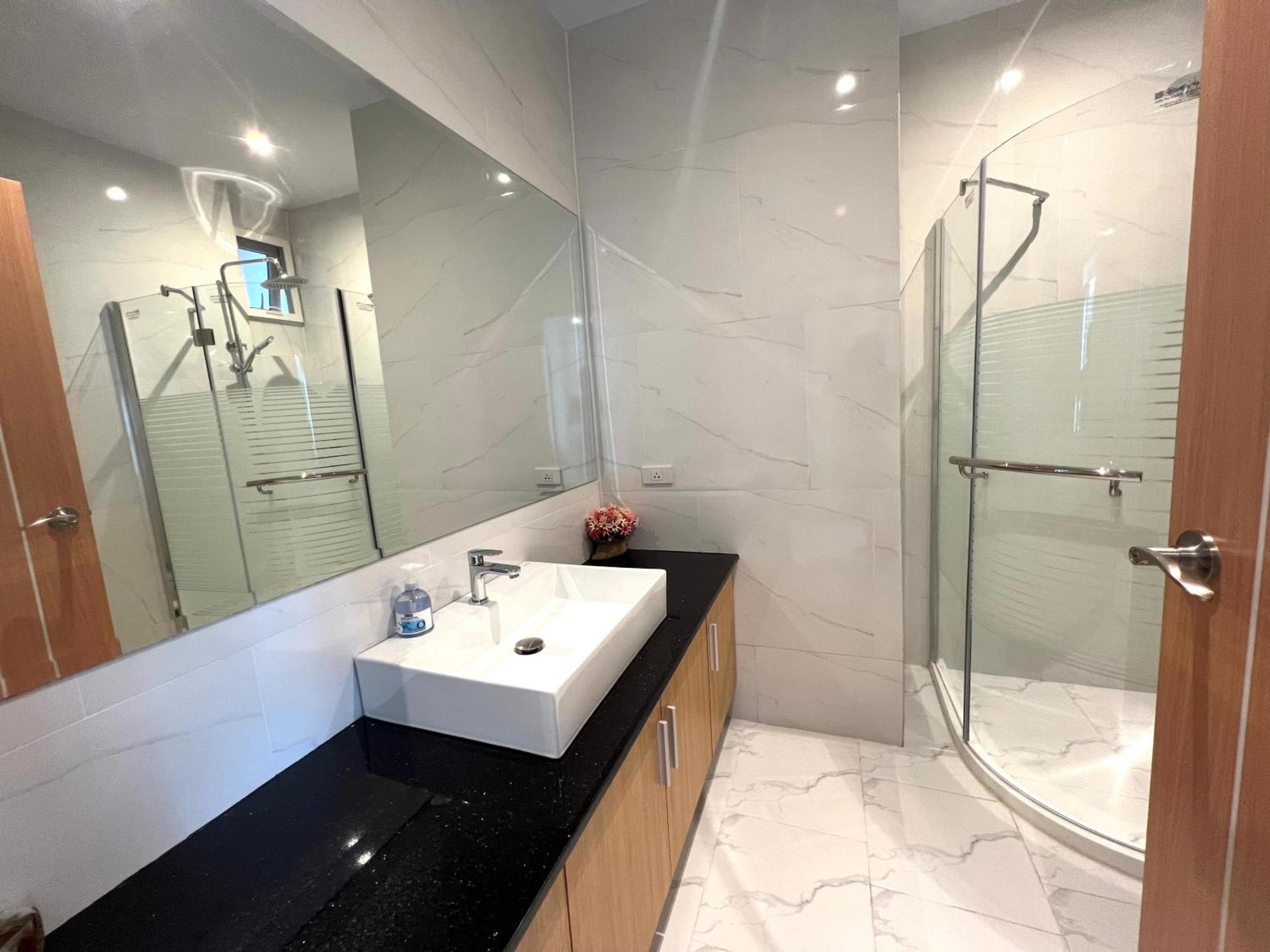 Villa Modern Private Pool Villa,walking Street 10min,city-house 171b