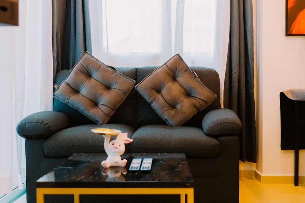 Apartment Proche Des Plages, D'angle Lumineux! *