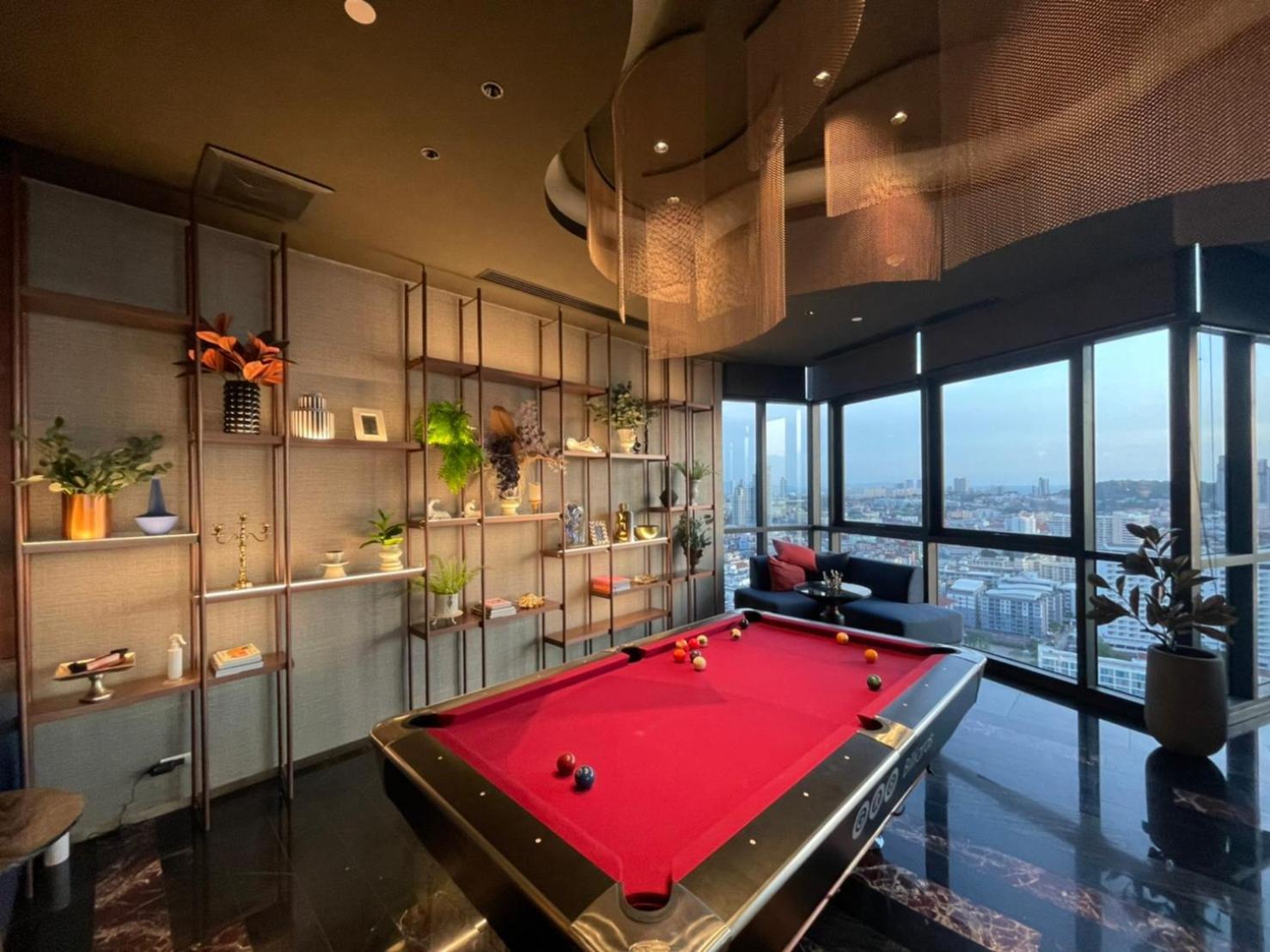 Edge Seaview With Infinity Pool & Free Netflix Apartment *