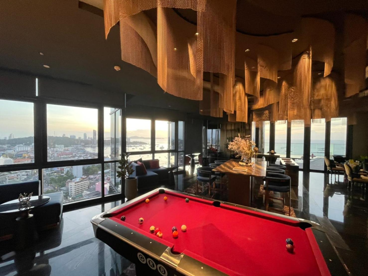 Edge Seaview With Infinity Pool & Free Netflix *