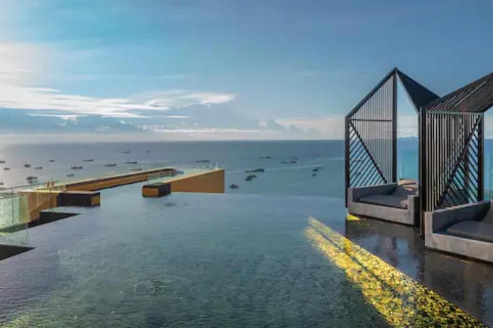 Apartment Edge Seaview With Infinity Pool & Free Netflix *