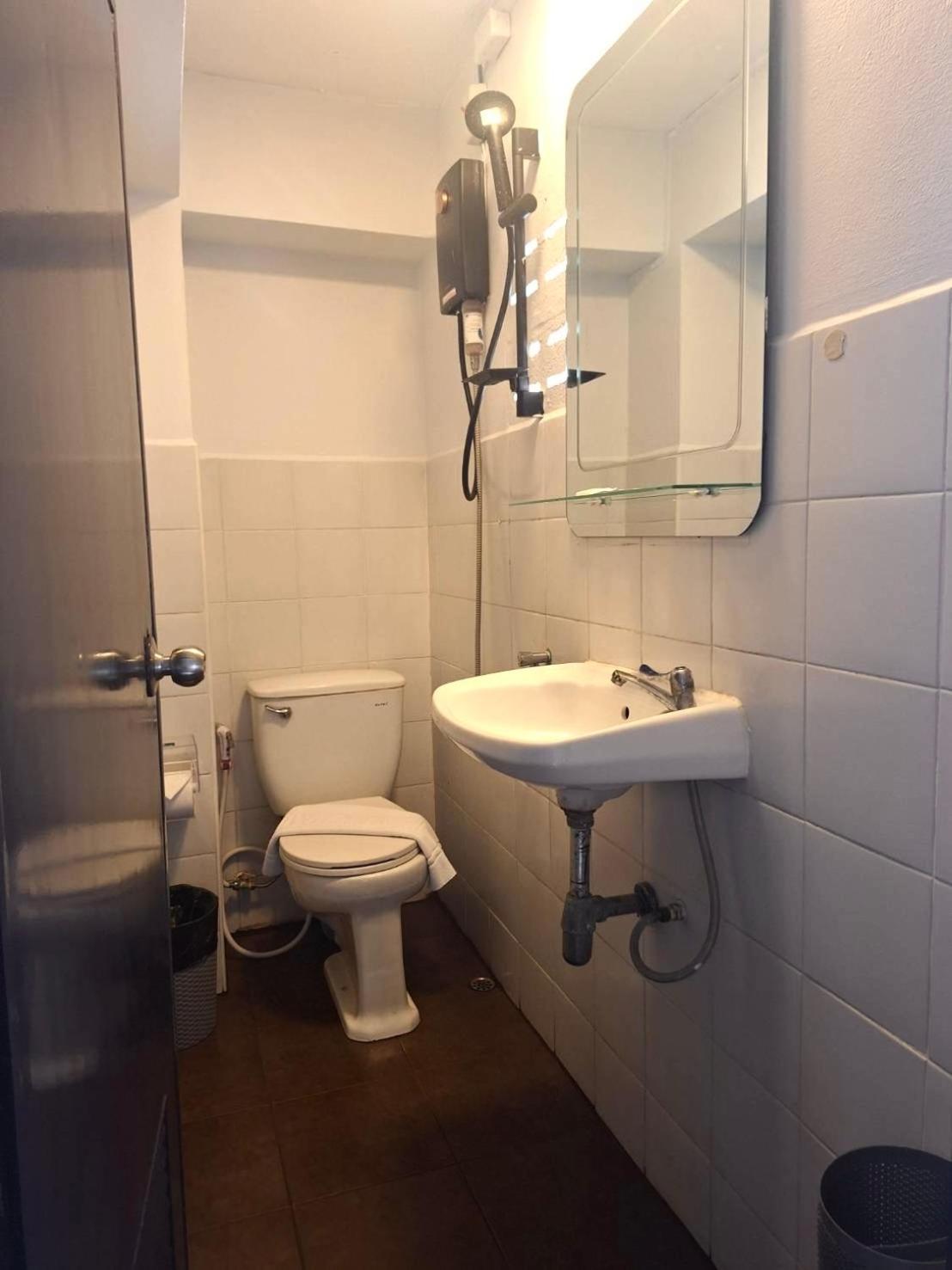 Maland House - Soi 14 Saisong Road Hotel *