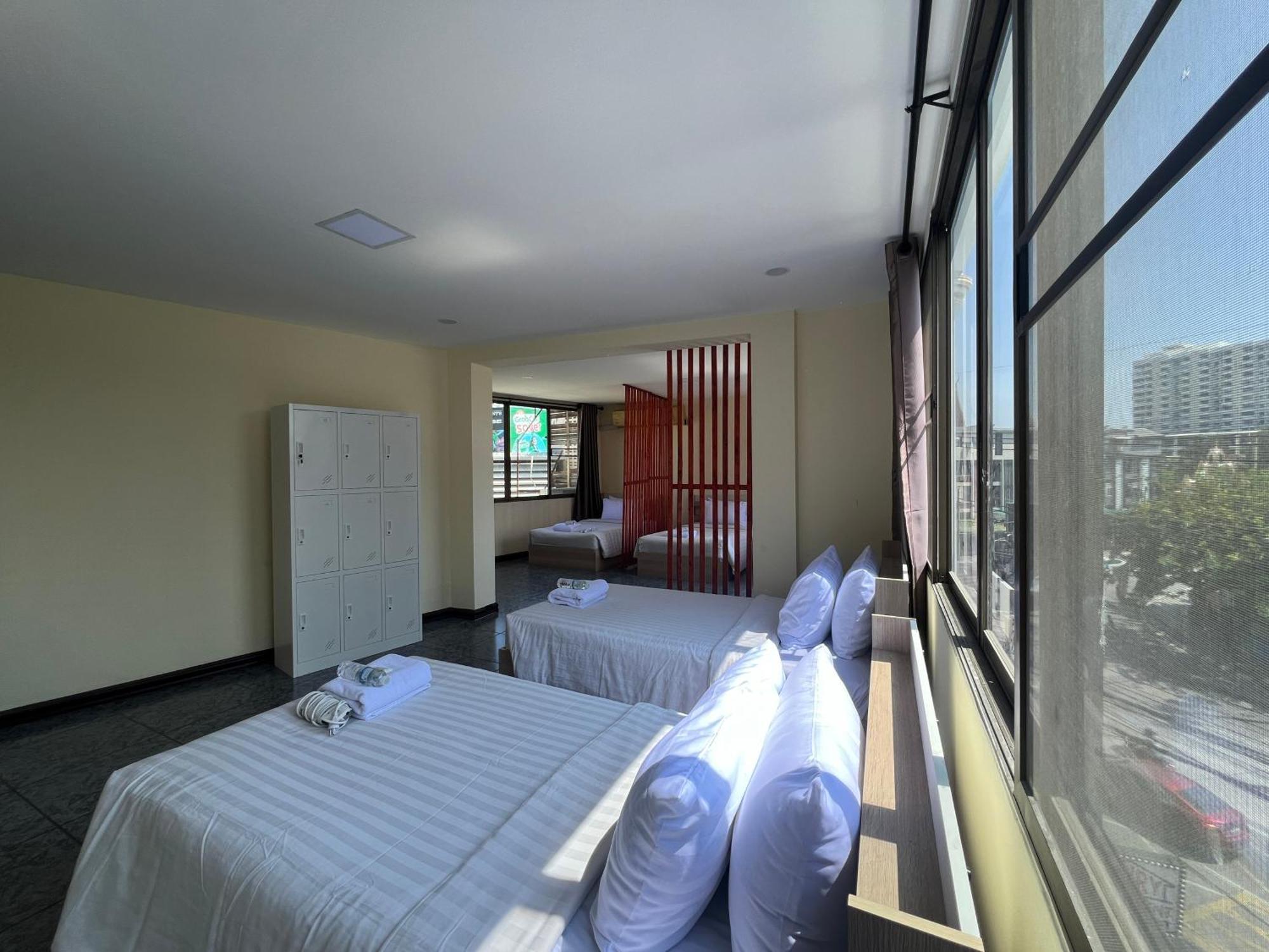 Hotel Maland House - Soi 14 Saisong Road *