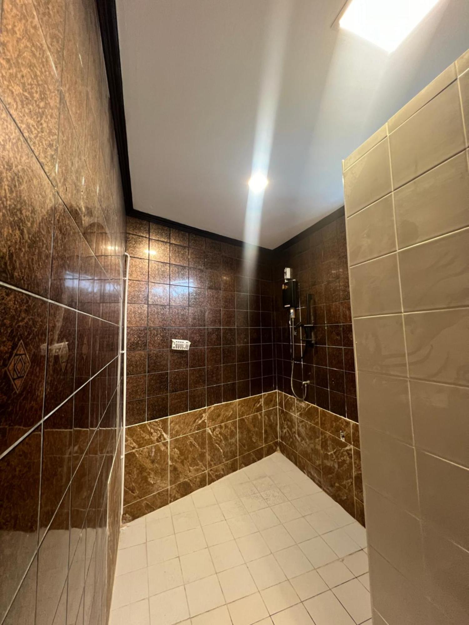 Hotel Maland House - Soi 14 Saisong Road Pattaya